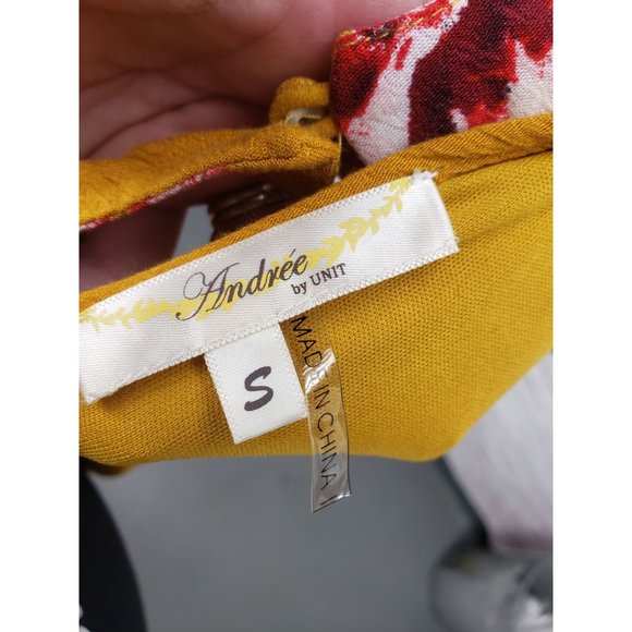 Andree By Unit small Mustard‎ Floral crisscross cold shoulder Dress - Picture 4 of 12